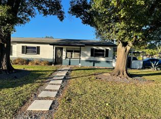 203 92nd Ave N, Saint Petersburg, FL 33702