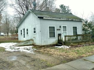 414 Kendall St, Bellevue, MI 49021