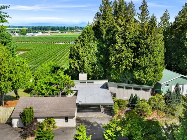 559 E Hemmi Road, Lynden, WA 98264