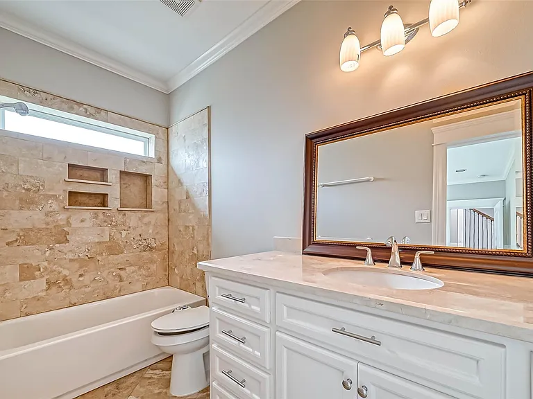 2113 Bidwell Dr — Photo 10