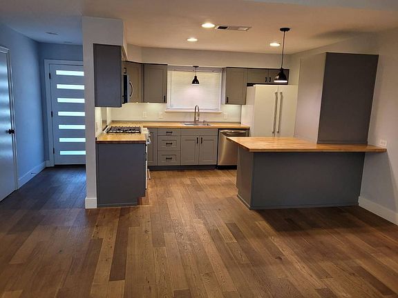 2nd image of 5203 Greenheart Dr