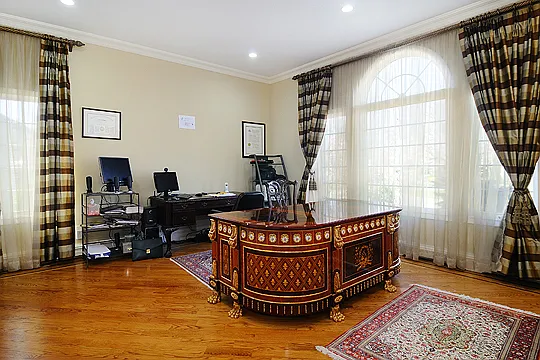 417 N Woodland St — Photo 11