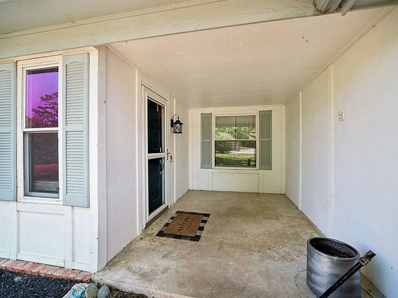 5th image of 24615 E Sisemore St