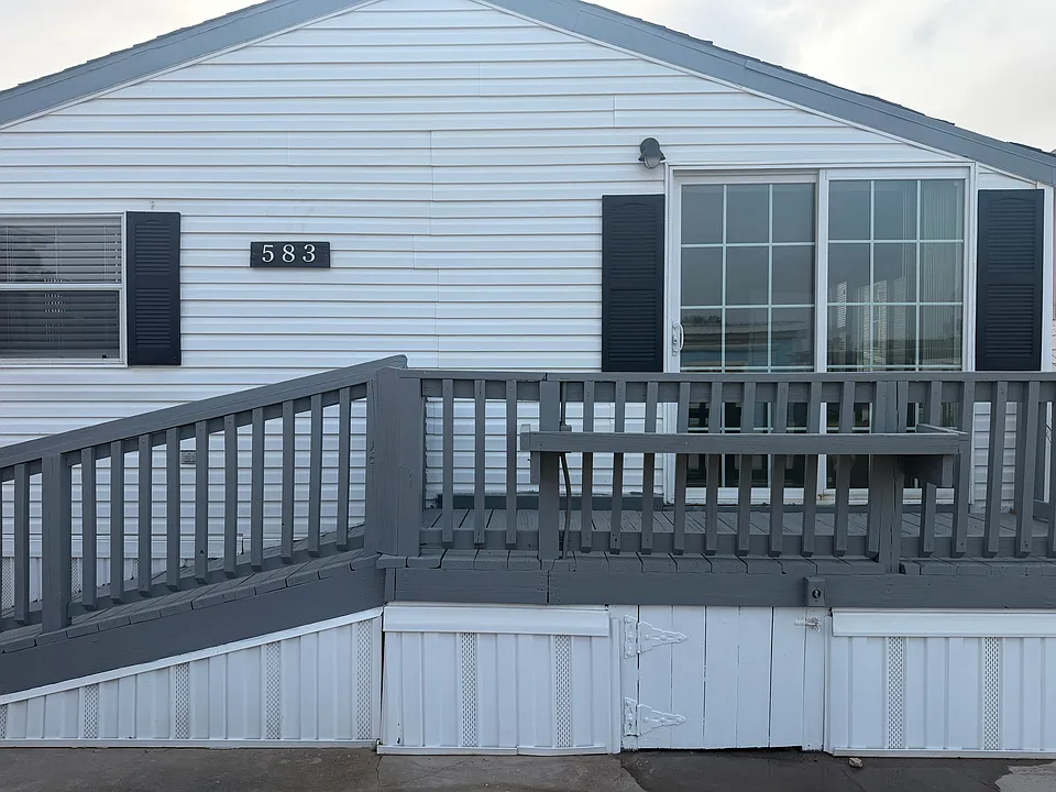 583 Star Fish Dr
