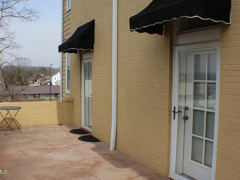 924 Maryland Ave #F — Photo 22