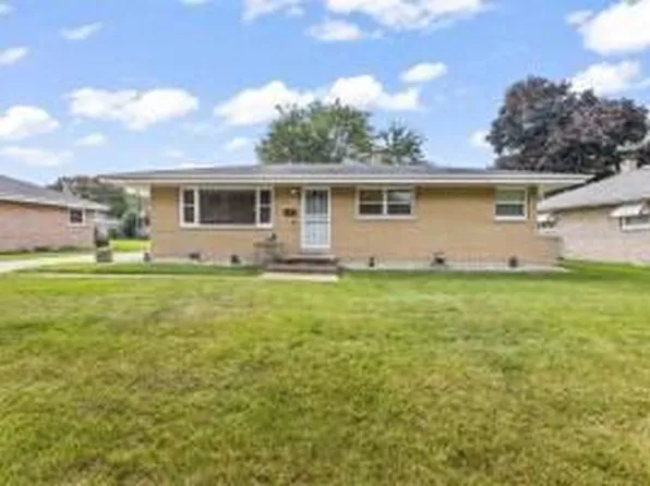 6609 North 86th STREET, Milwaukee, WI 53224