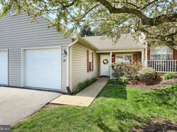 68 Hagarman Dr #68, York, PA 17408