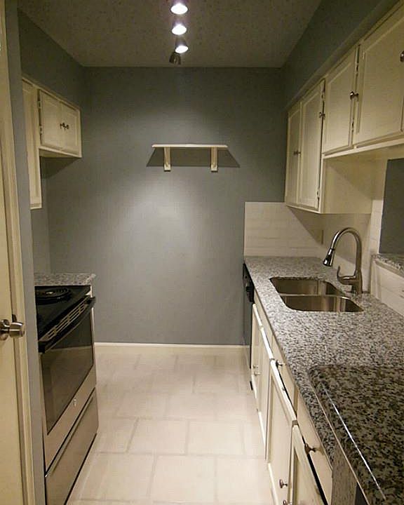 1st image of 12550 Whittington Dr #5/511