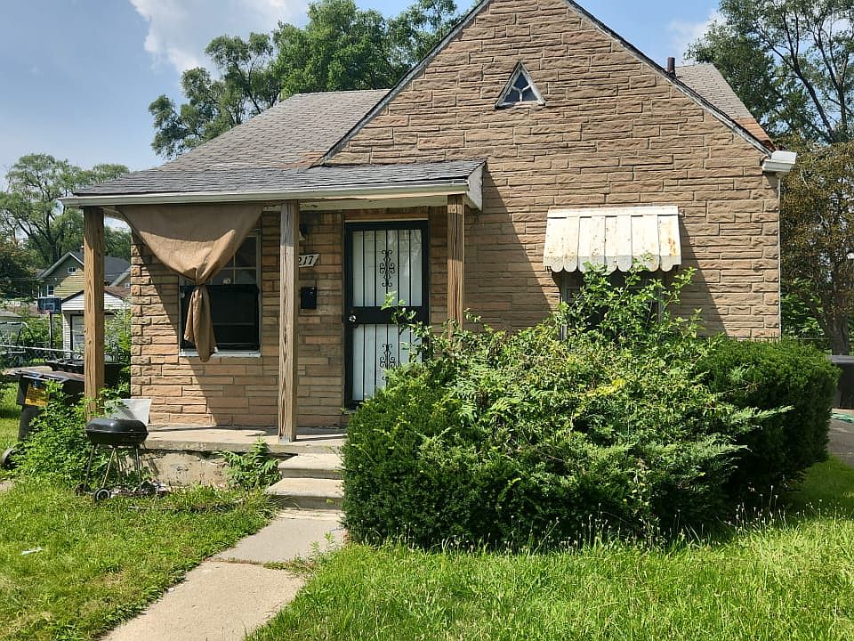 1st image of 19217 Marx St