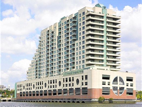 3rd image of 717 S Chris Columbus Blvd #407