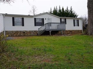 3926 Calico Rd, Lenoir, NC 28645