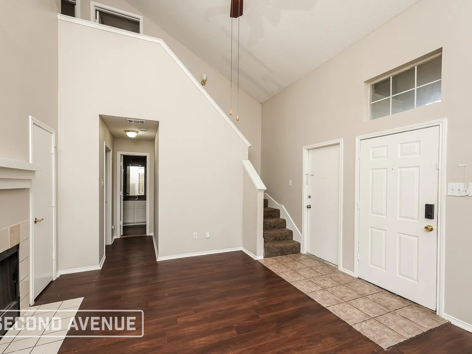 3 bed, 2.0 bath, 1477 sqft, $1,850 — Photo 3