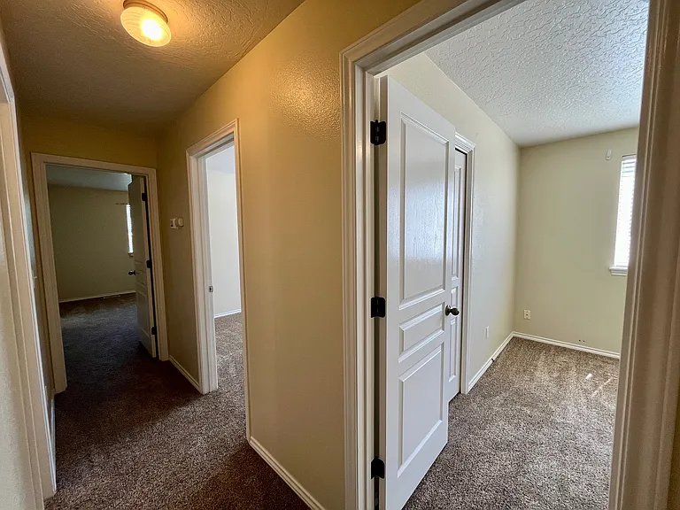 16426 N Asbury Dr — Photo 15