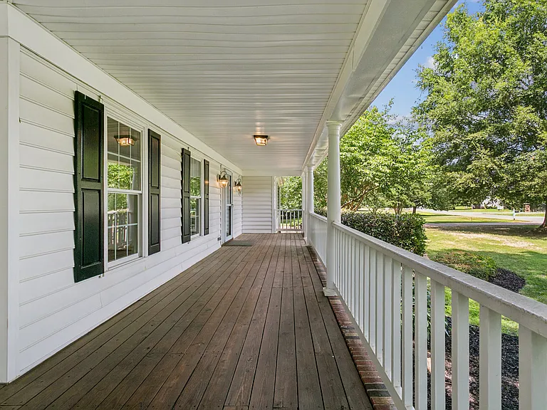 3517 Mott Ln — Photo 5