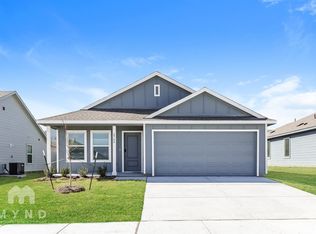 2764 Center Creek Ln, Fort Worth, TX 76108