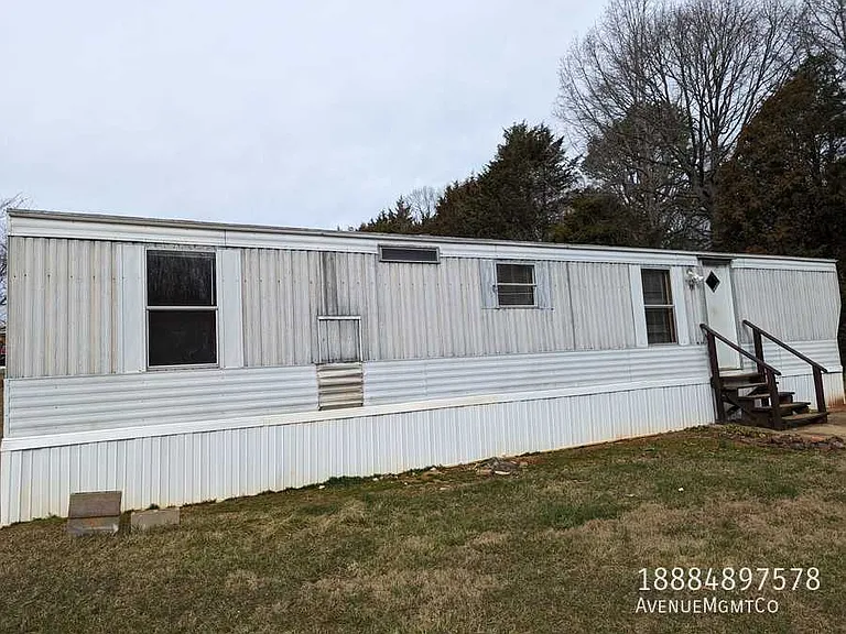 3010 21st Street Ln NE #12C — Photo 2