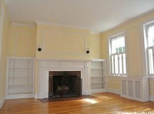 320 Tappan St #1, Brookline, MA 02445