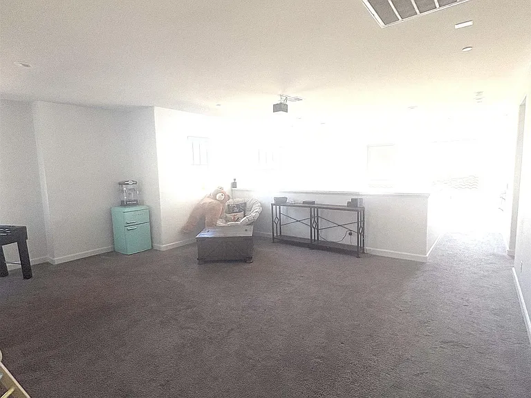 4633 Quiet Hills Ln — Photo 13