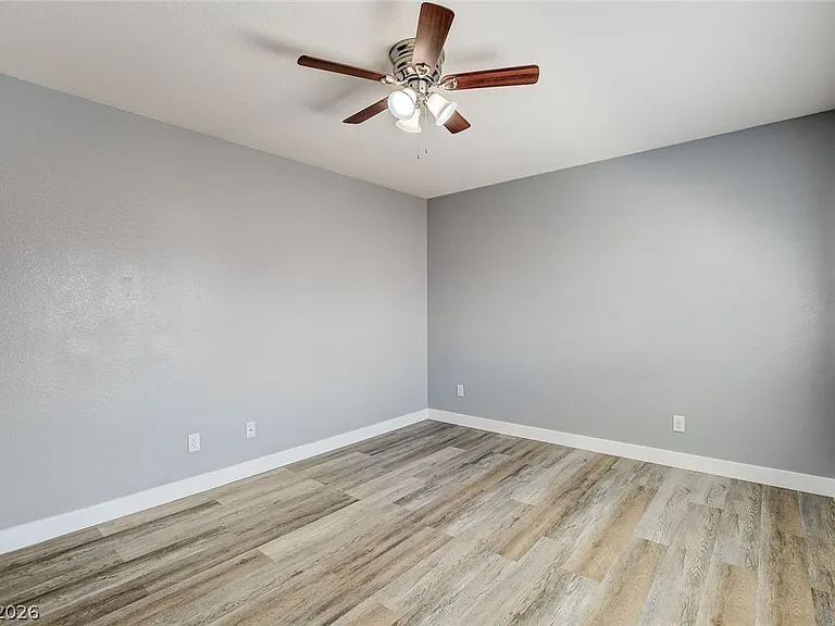 9975 Mills Reef Ct — Photo 15