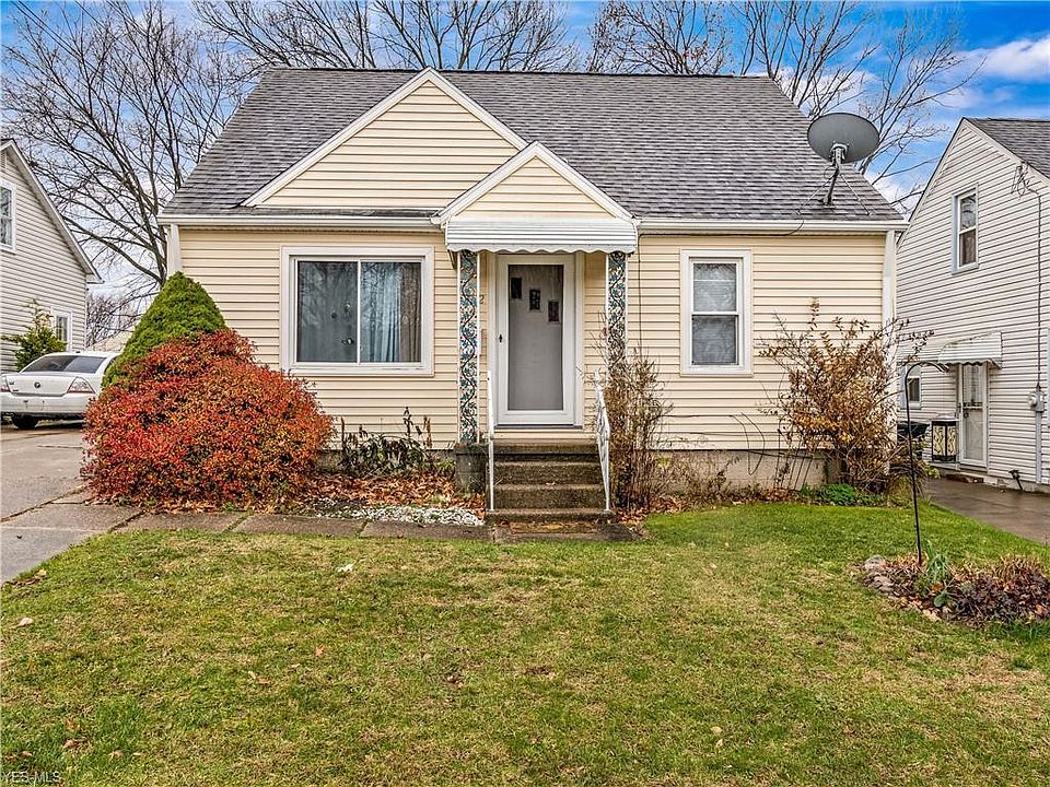 1st image of 2452 Ogden Ave