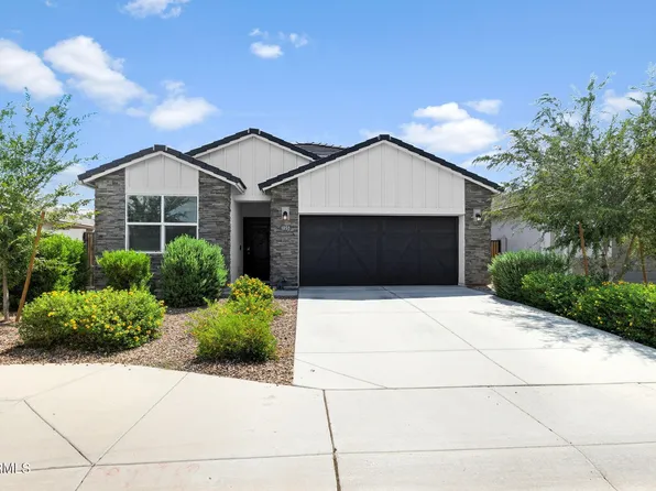 1055 W TULI Way, San Tan Valley, AZ 85143