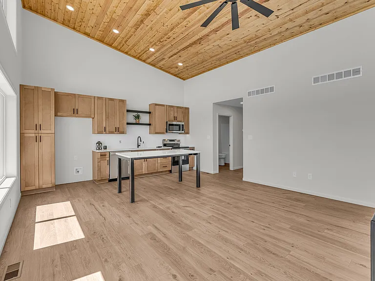 3064 SW Villa West Dr #1 — Photo 4