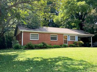 3255 Spring Dr, Doraville, GA 30360