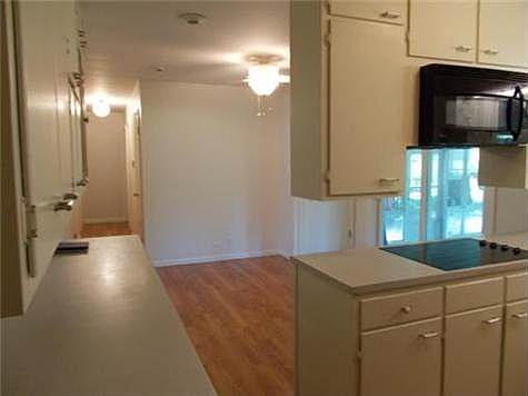2nd image of 815 Denney Ln