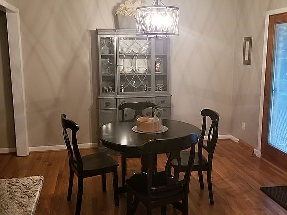4th image of 1031 Claiborne Way