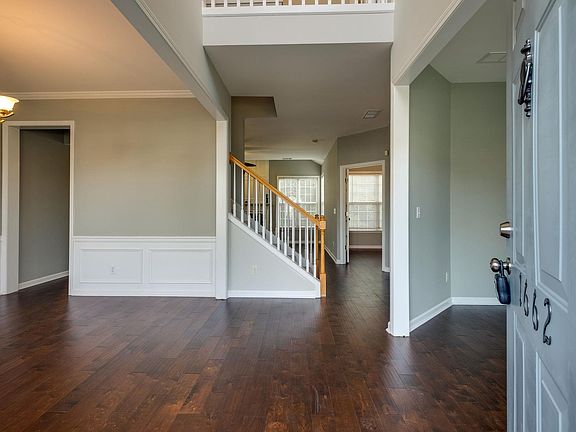 4th image of 1662 W Wilson Blvd