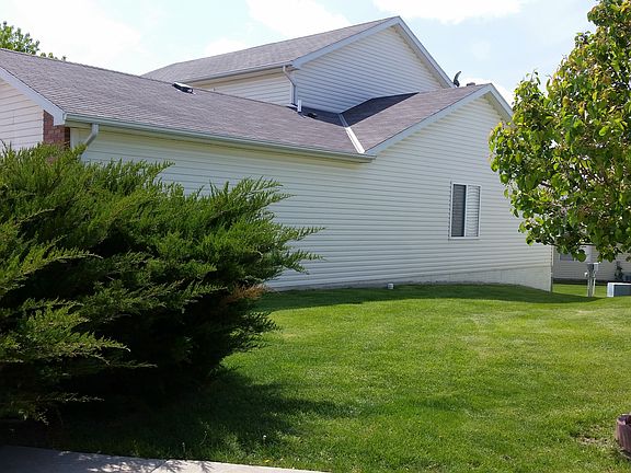 2nd image of 2134 Kingswood Cir