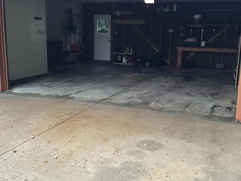 3236 Camelot Dr — Photo 8