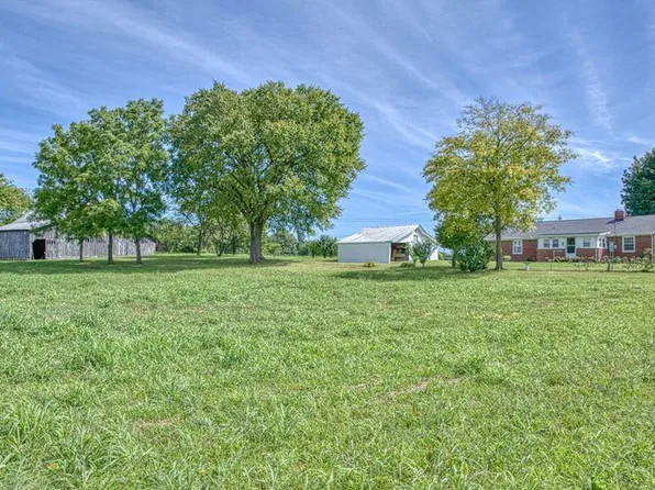 236 Snow Hill Rd, Dowelltown, TN 37059