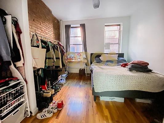 Rented by City Connections Realty | media 20