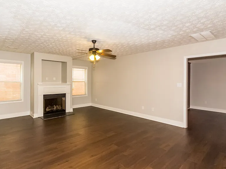 117 Daisy Cir — Photo 2