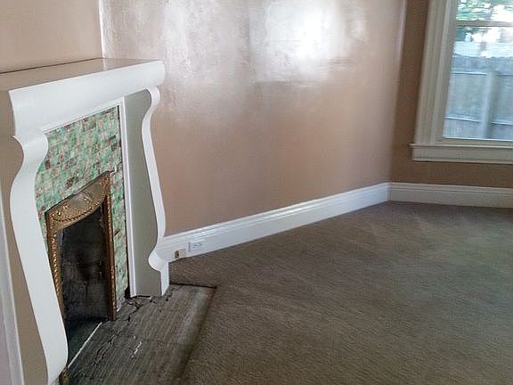 3rd image of 126 E Reynolds St