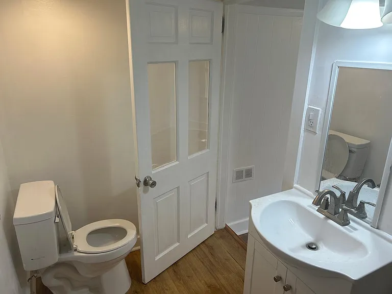 1313 Wilson St #C — Photo 17