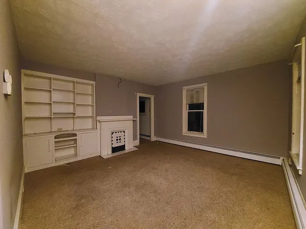 222 14th St, Franklin, PA 16323