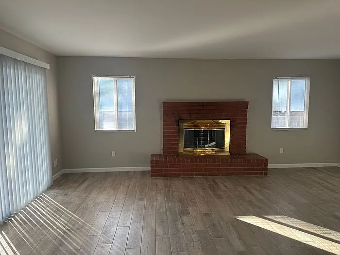 24437 La Glorita Cir — Photo 3