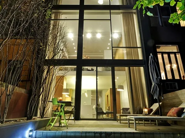 122 Waverly Place image 1 of 18