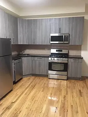 Rented by Weinstein Realty Group | media 24