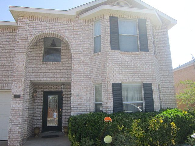 1st image of 3920 Hadden Dr