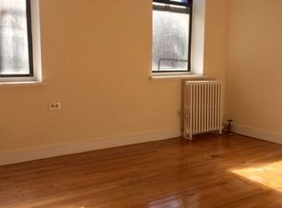 2566 44th St, Astoria, NY 11103