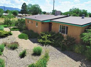 219 Cavalry Rd, Taos, NM 87571