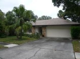 851 Village Way, Palm Harbor, FL 34683