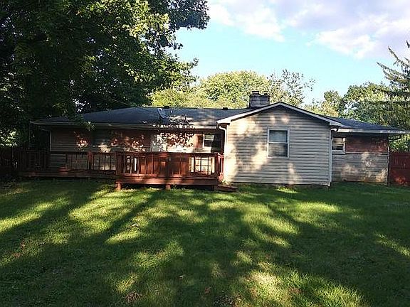 3rd image of 4050 Wallace Ave