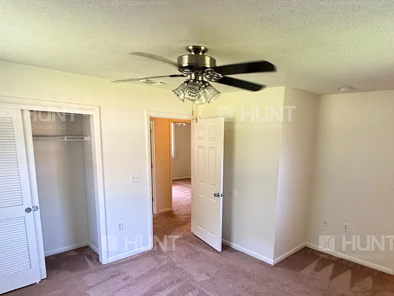 203 Acorn Dr — Photo 8