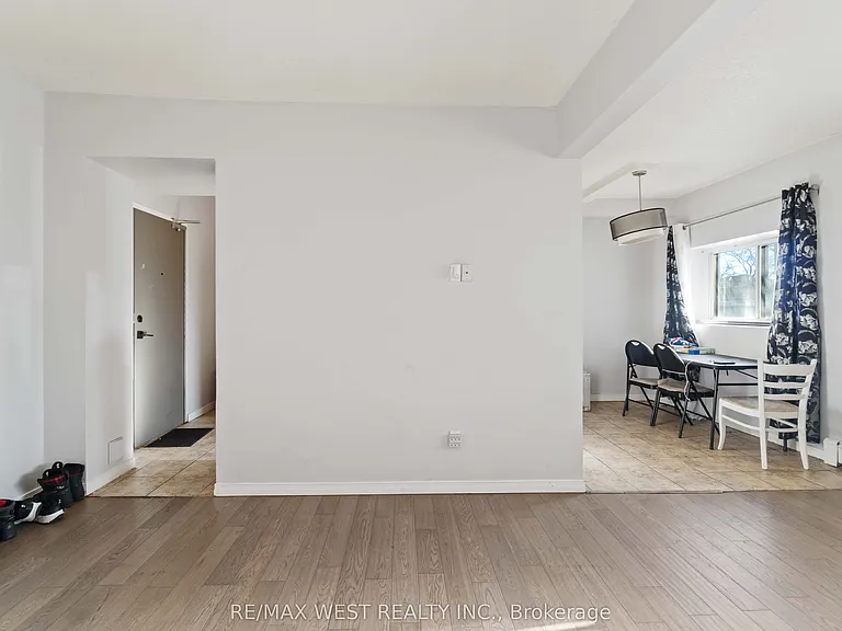 283 Fairway Rd N #90 — Photo 12