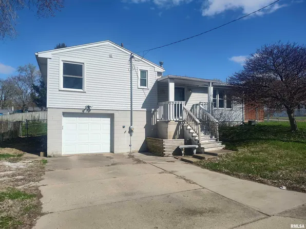 814 S Creve Coeur Ave, Creve Coeur, IL 61610