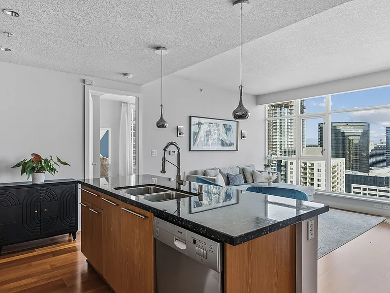 1199 Pacific Hwy #2903R — Photo 9